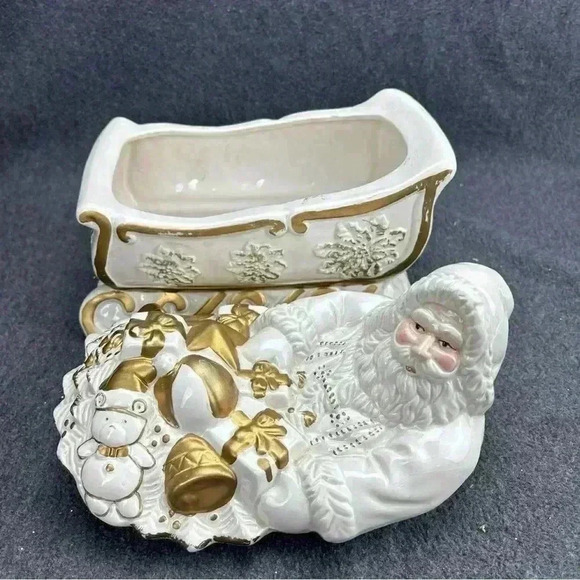 White & Gold Trim Ceramic Santa in Sleigh Cookie Jar World Bazaar's Inc. Xmas - Picture 6 of 10